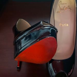 Christian louboutins red bottoms